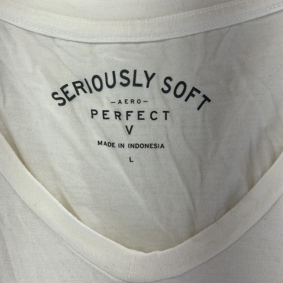 Aeropostale Soft V Long Sleeve Shirt Blouse Embroidered Floral White Juniors L - Picture 4 of 9